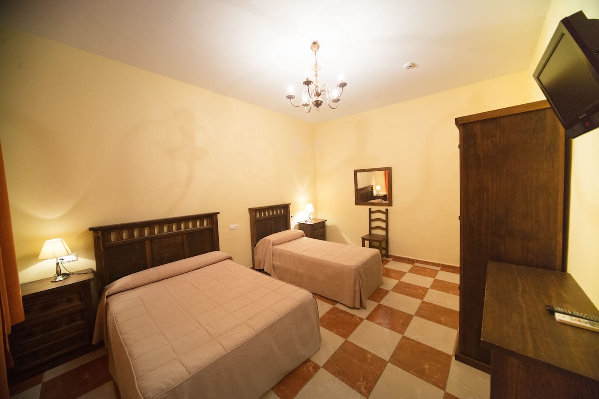 Free cots/infant beds, rollaway beds, free WiFi, bed sheets