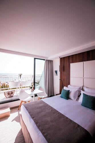 Hotel La Plage Art et Emotions