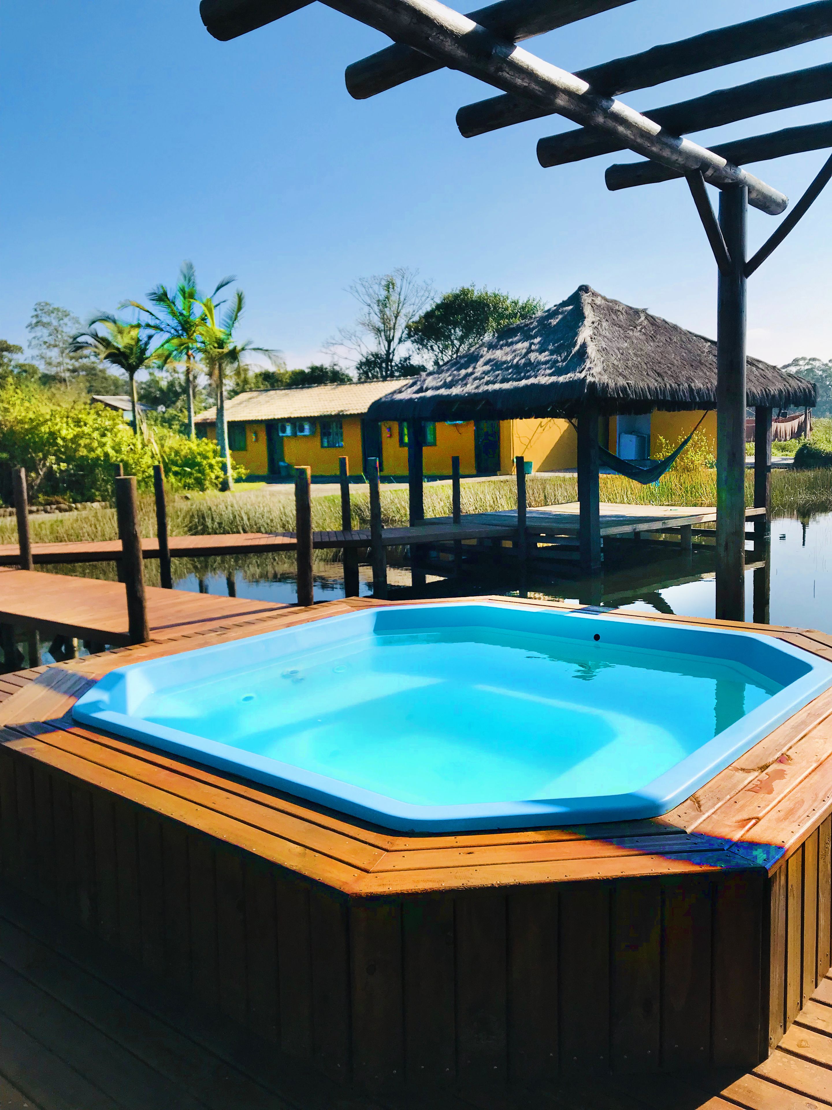 Bañera de hidromasaje exterior