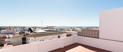 Chambre Triple, terrasse | Vue de la chambre