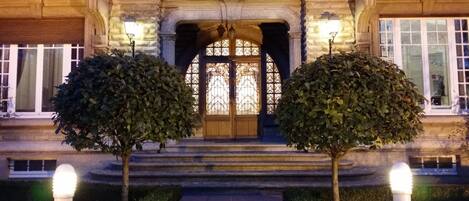 Entrée de l’hébergement