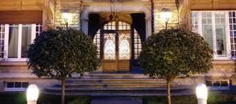 Castel Bayeux Guesthouse