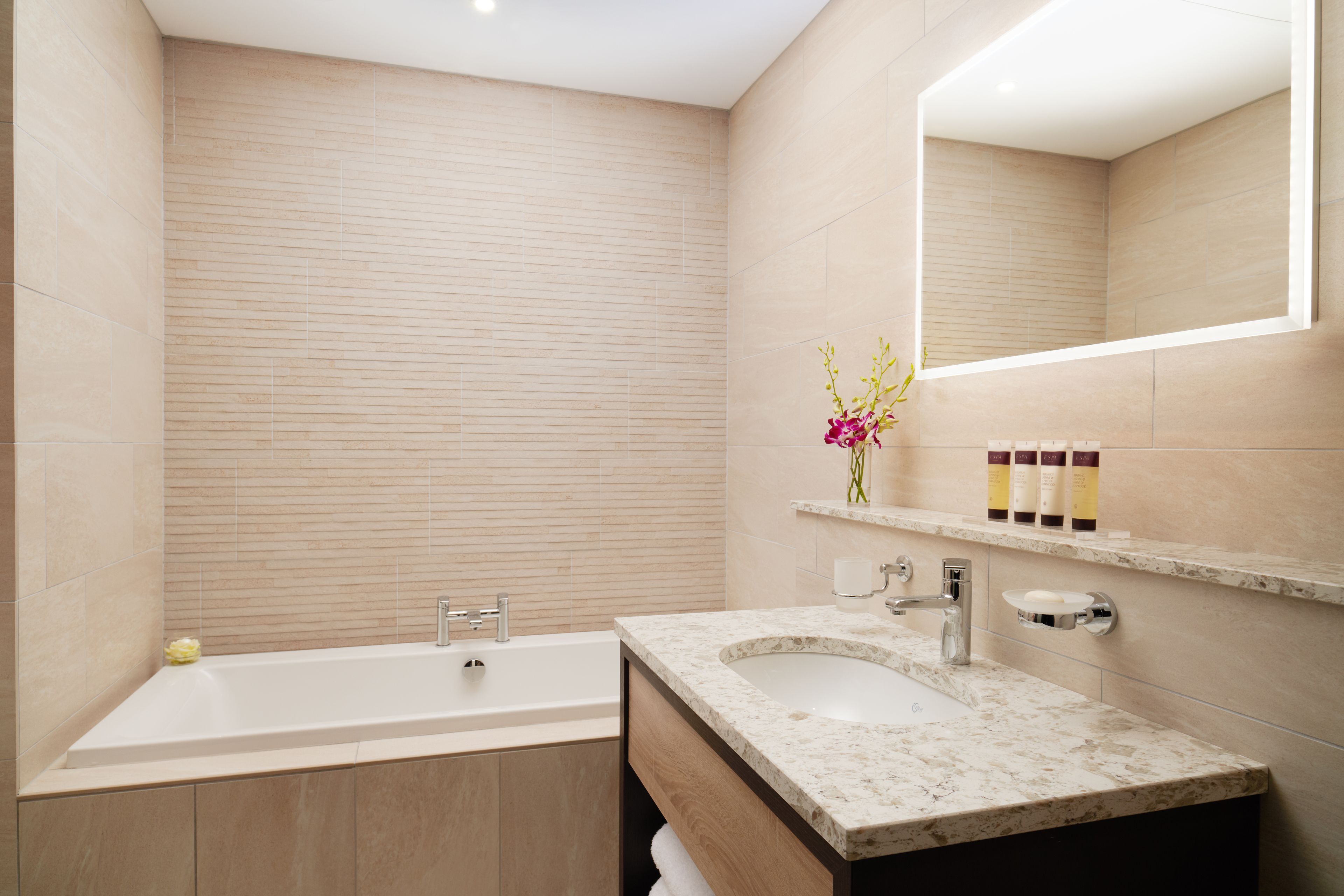 premium bedding, in-room safe, desk, laptop workspace