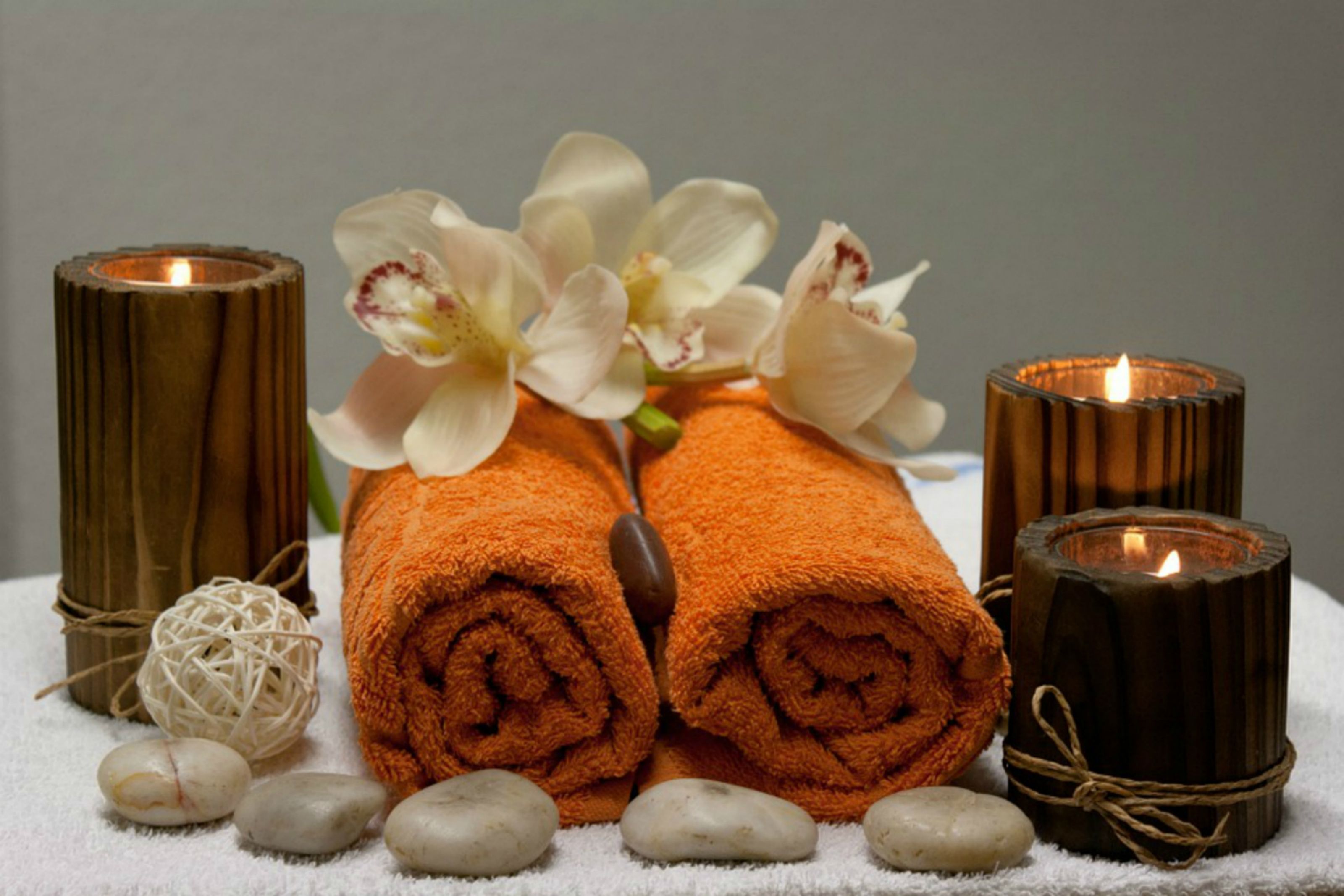 sauna, steam room, turkish bath/hammam, body treatments