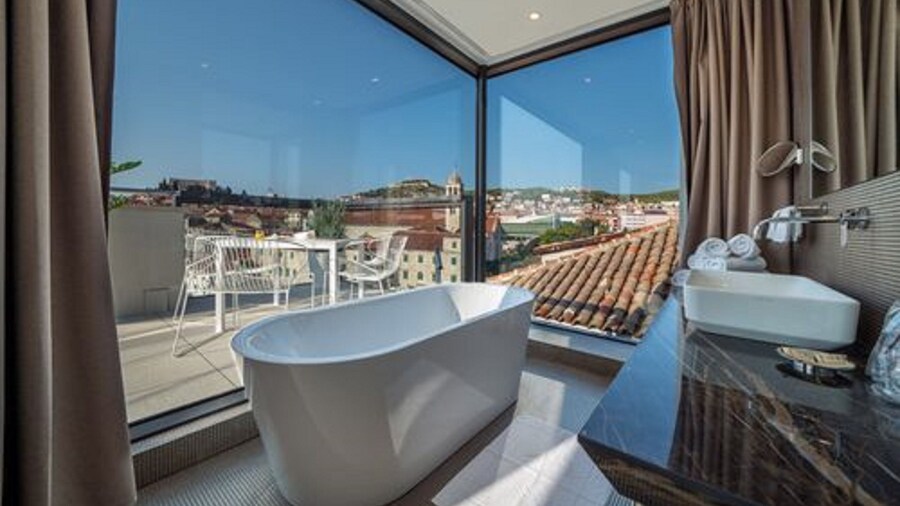 Hotel Bellevue - Superior City Hotel