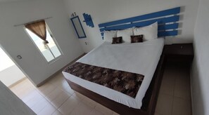 Kamar Double Junior, pemandangan laut | Wi-Fi gratis dan seprai linen