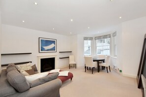Comfort House, 2 Bedrooms | Living room - Belgravia Apartments - Cathcart Road (London)