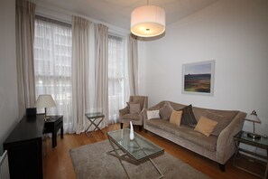 Living area - Belgravia Apartments - Gloucester Road (London)