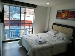 Double Room | Desk, free WiFi