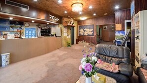 Lobby - Hotel Shoen (Toyama)