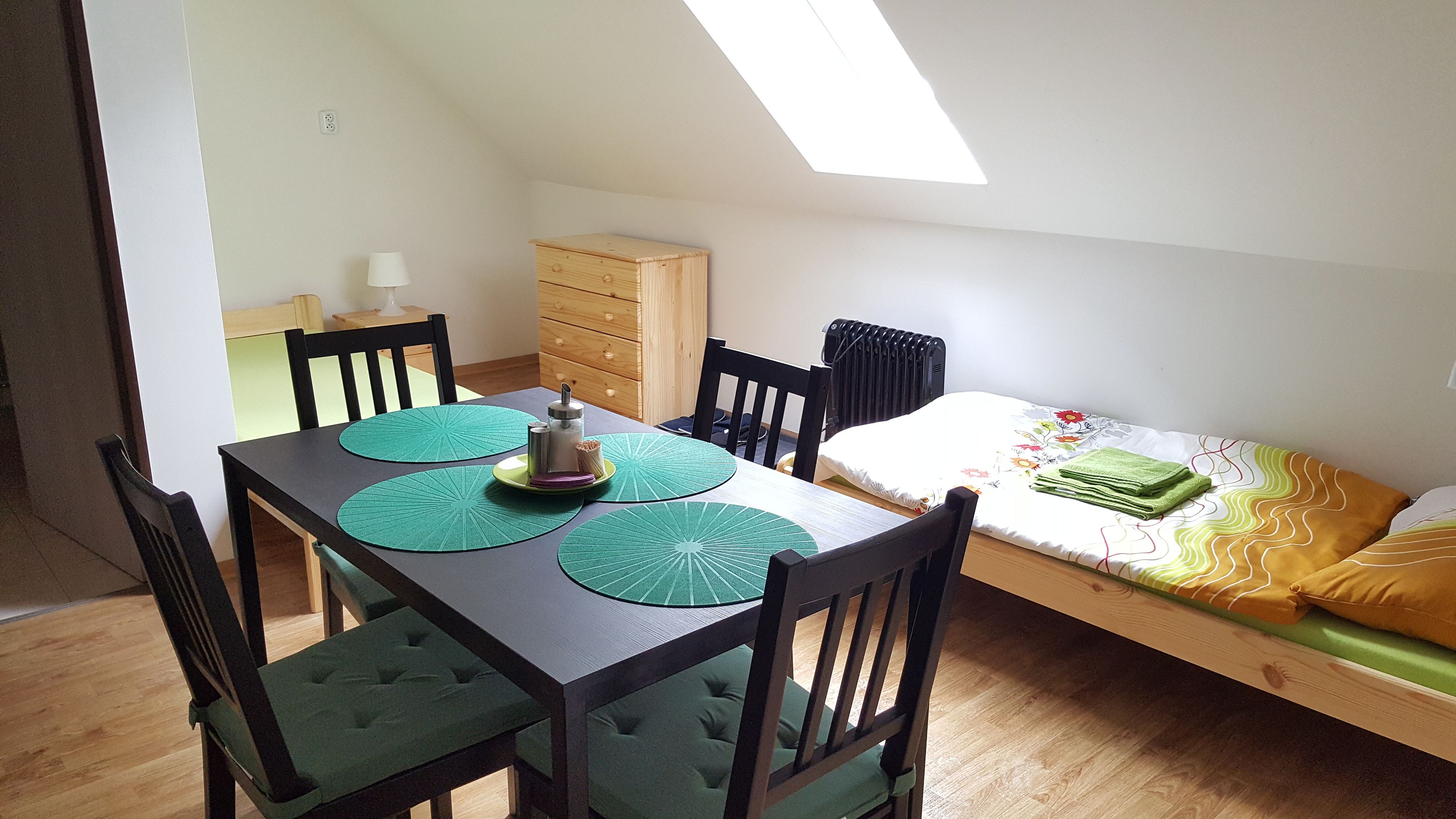 Appartement, kitchenette | Een minibar, gratis wifi, beddengoed