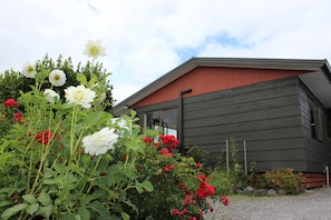 Exterior - Brams Bach (Taupo)