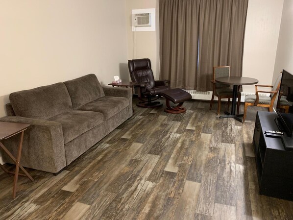 Superior Room | Living room