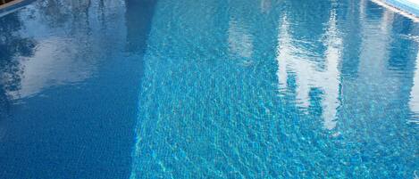 Outdoor pool, pool loungers