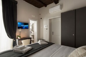 Phòng đôi (Nacchere) | 5 phòng ngủ, bộ đồ giường cao cấp, minibar, két bảo mật tại phòng 