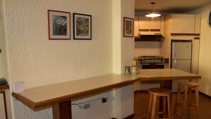 Dining - Villas Velamar (Aguirre)