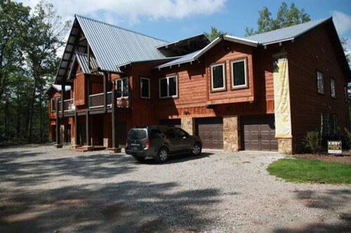 #723: Trout Hill Condo at Fall Creek Falls