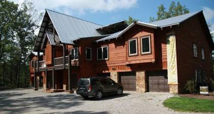 #723: Trout Hill Condo at Fall Creek Falls