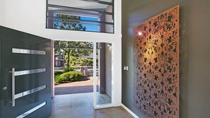 Interior - VILLA SAACHI - THE VINTAGE HOLIDAY HOUSES (Rothbury)