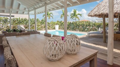 Villa Pink Lotus – Contemporary Design Villa Surrounded by Nature