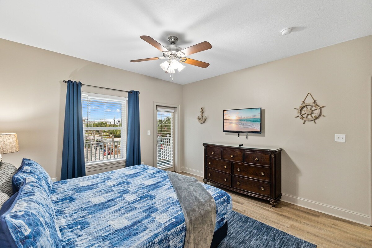 Photo 24 of Ocean Kiss'D | Private Pool | Golf Cart | 3 Min Walk to Beach