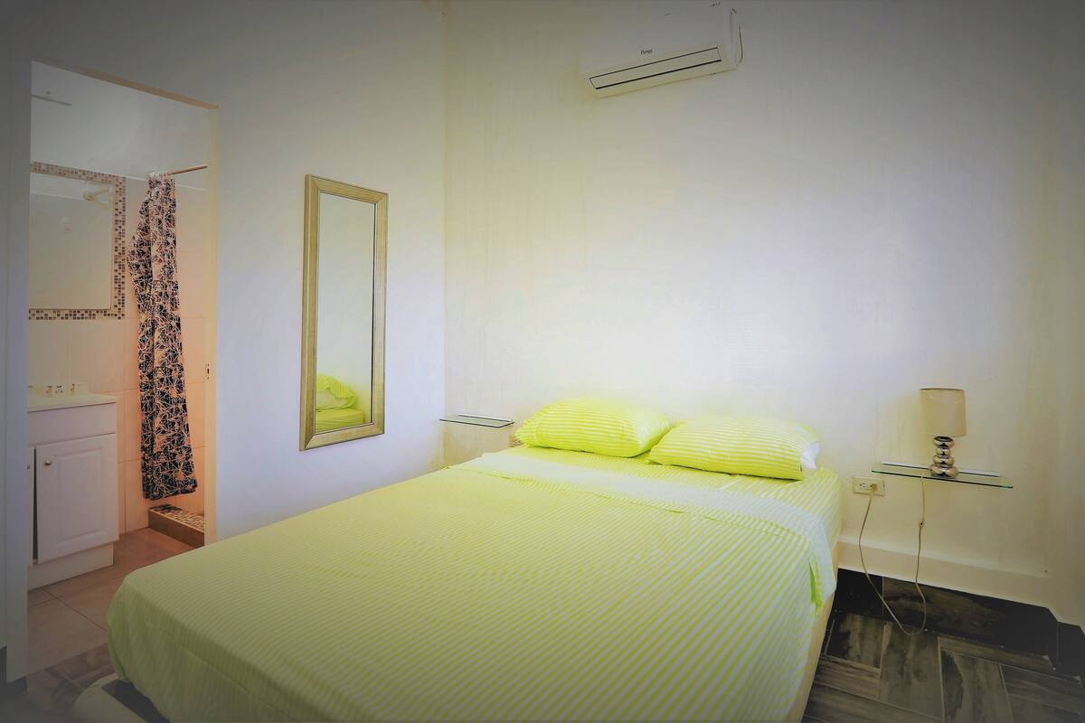 Chambre Double, vue mer