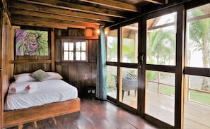 Bungalow, en front de plage