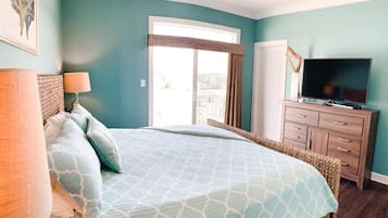 4 quartos, ferros/tábuas de passar roupa, berço de viagem