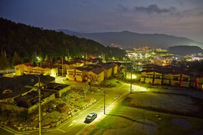 ด้านหน้าที่พัก