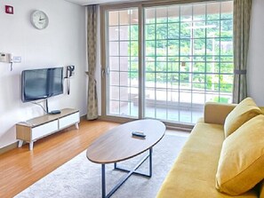 Standard Ondol Room | Mörkläggningsgardiner, gratis wi-fi och sängkläder