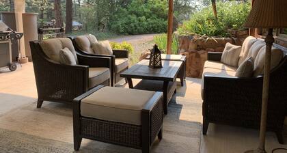 Historisches Pine Cone Inn aus dem Jahr 1925