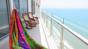 Panoramic Apartment, 2 Bedrooms, Ocean View, Beachfront | Balcony - Bella Cartagena Apartments (Cartagena)