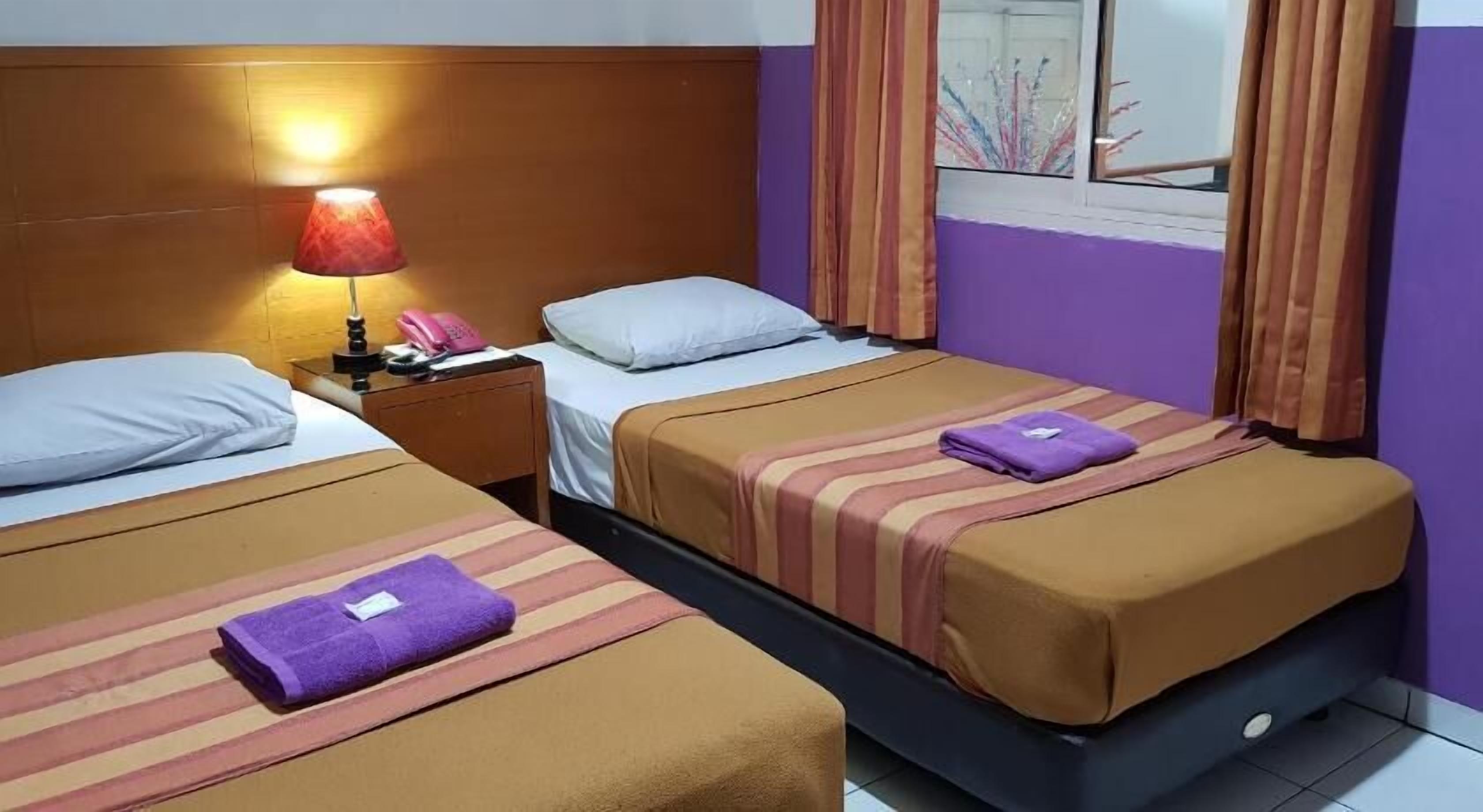 Desk, free WiFi, bed sheets