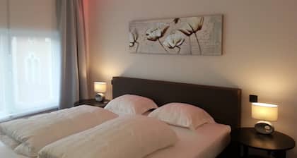 Appartement duplex de luxe de la ville avec balcon et une cuisine entiÚrement équipée