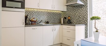 Luxury Duplex City Apartment with Terrace & Fully Equipped Kitchen