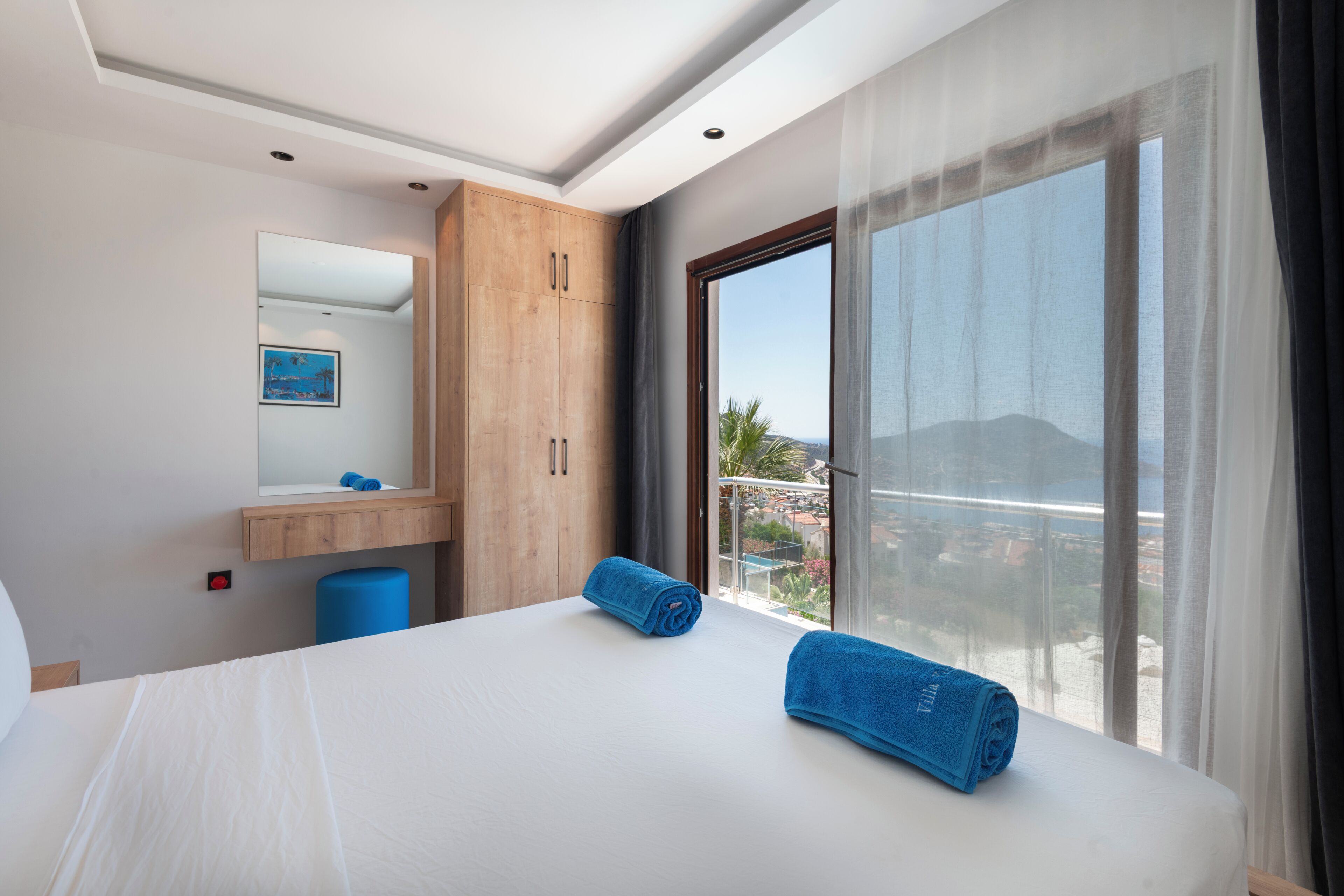 4 Schlafzimmer, Zimmersafe, Bügeleisen/Bügelbrett, kostenloses WLAN