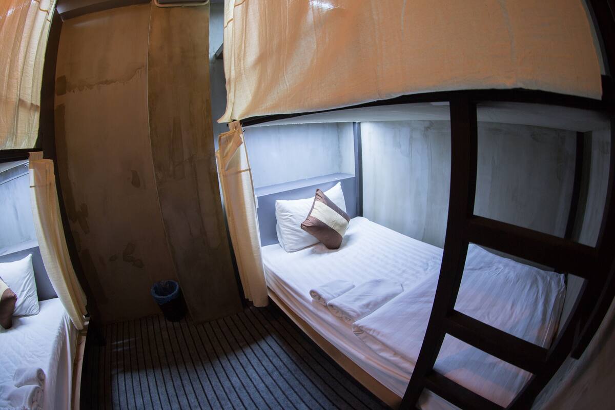 Shared Dormitory, Women only (4 Bunk Beds) | Desk, free WiFi