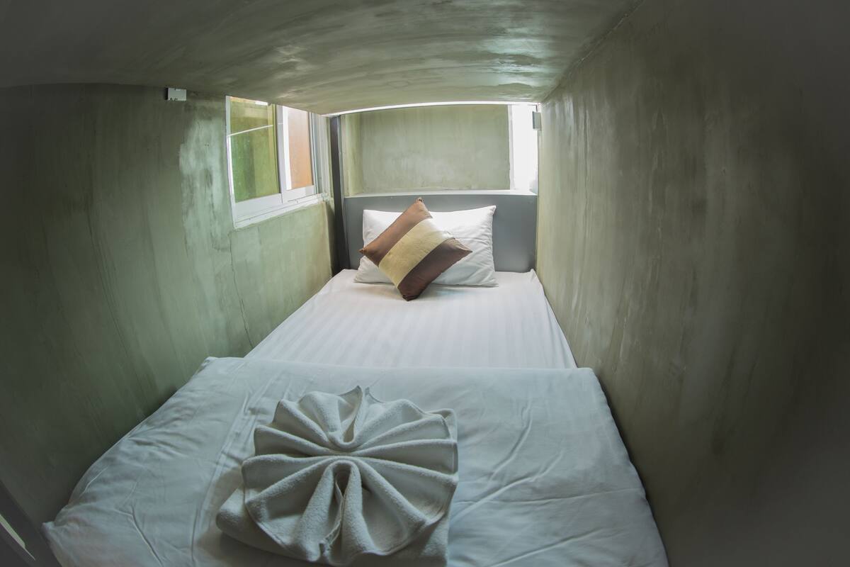 Escritorio y wifi gratis 