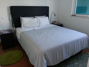 2 Schlafzimmer, Bügeleisen/Bügelbrett, Reisekinderbett, kostenloses WLAN