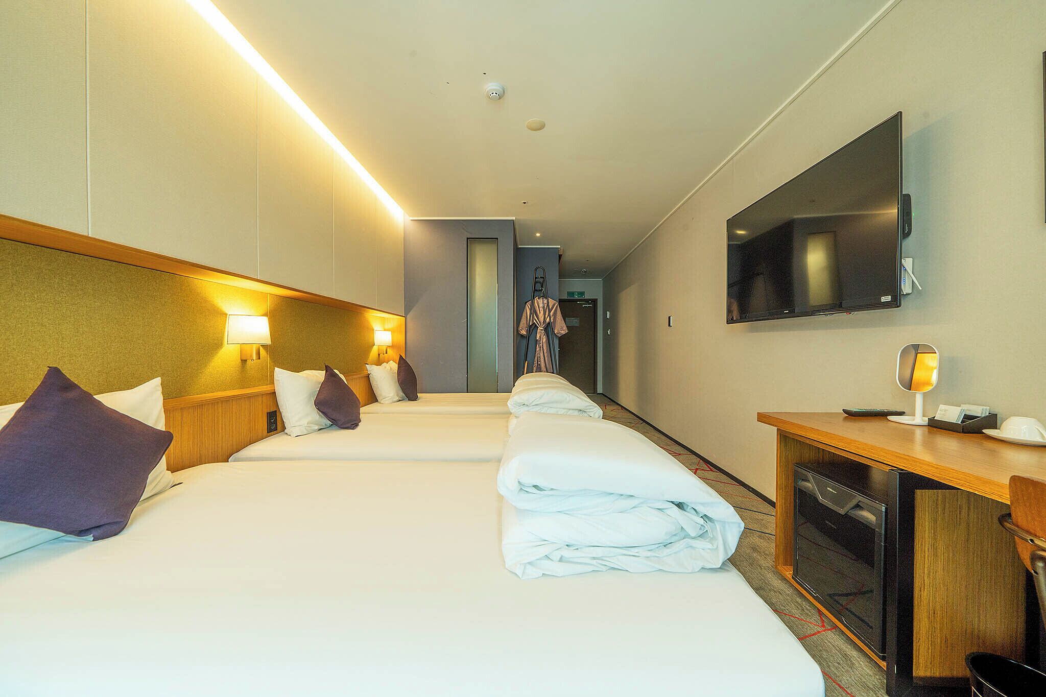 triple single room | premium bedding, blackout curtains, soundproofing, free wifi