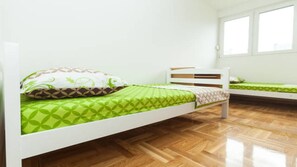 2 bedrooms, iron/ironing board, free WiFi, bed sheets - Cozy family-friendly apt. in the center of Split,10 min walk to the Dioc.Palace (Split)