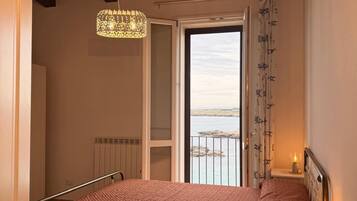 2 Schlafzimmer, Bügeleisen/Bügelbrett, Reisekinderbett, kostenloses WLAN