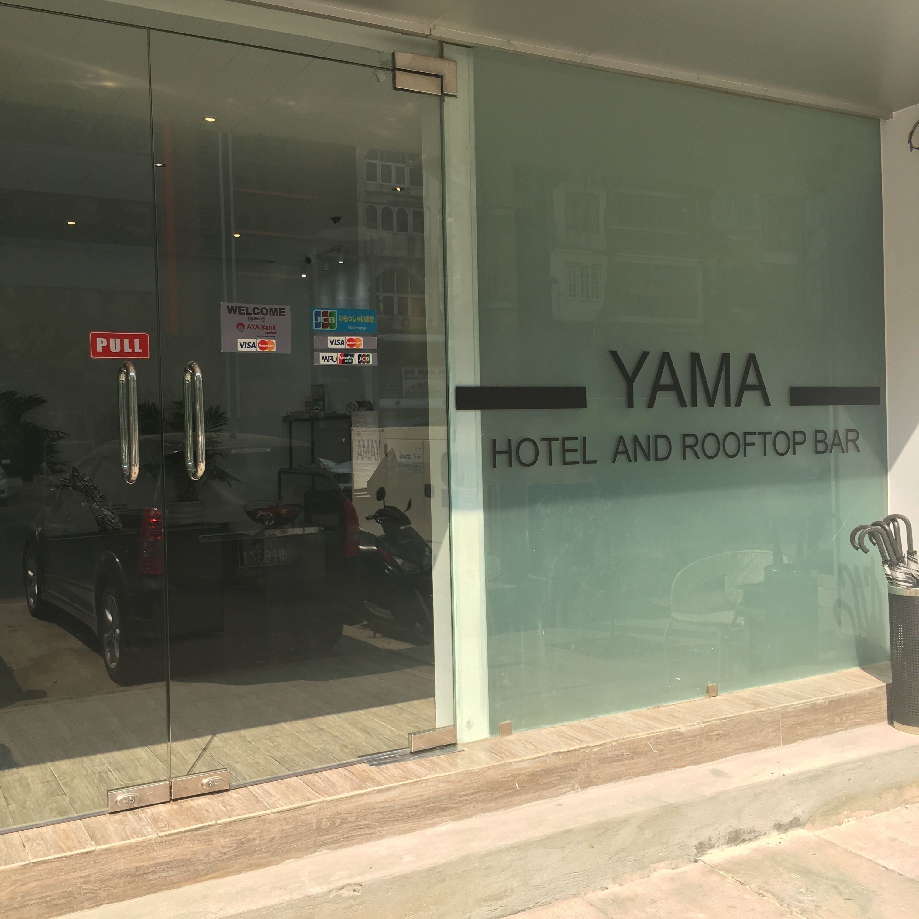 Foto - Yama Hotel & Rooftop Bar