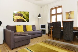 Family Apartment, 2 Bedrooms, Kitchen | Living room | Smart TV - Berlin-Apartments (Berlin)