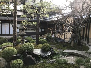 Traditional Twin Room, 2 Semi Double Beds | WiFi (free), bed sheets - ShikiShiki Shinra (Kyoto)