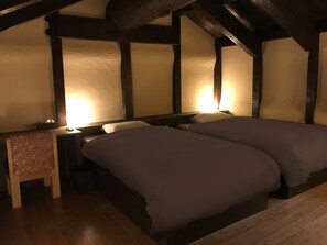 Traditional Twin Room, 2 Semi Double Beds | Free WiFi, bed sheets - ShikiShiki Shinra (Kyoto)