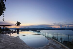 Piscina externa