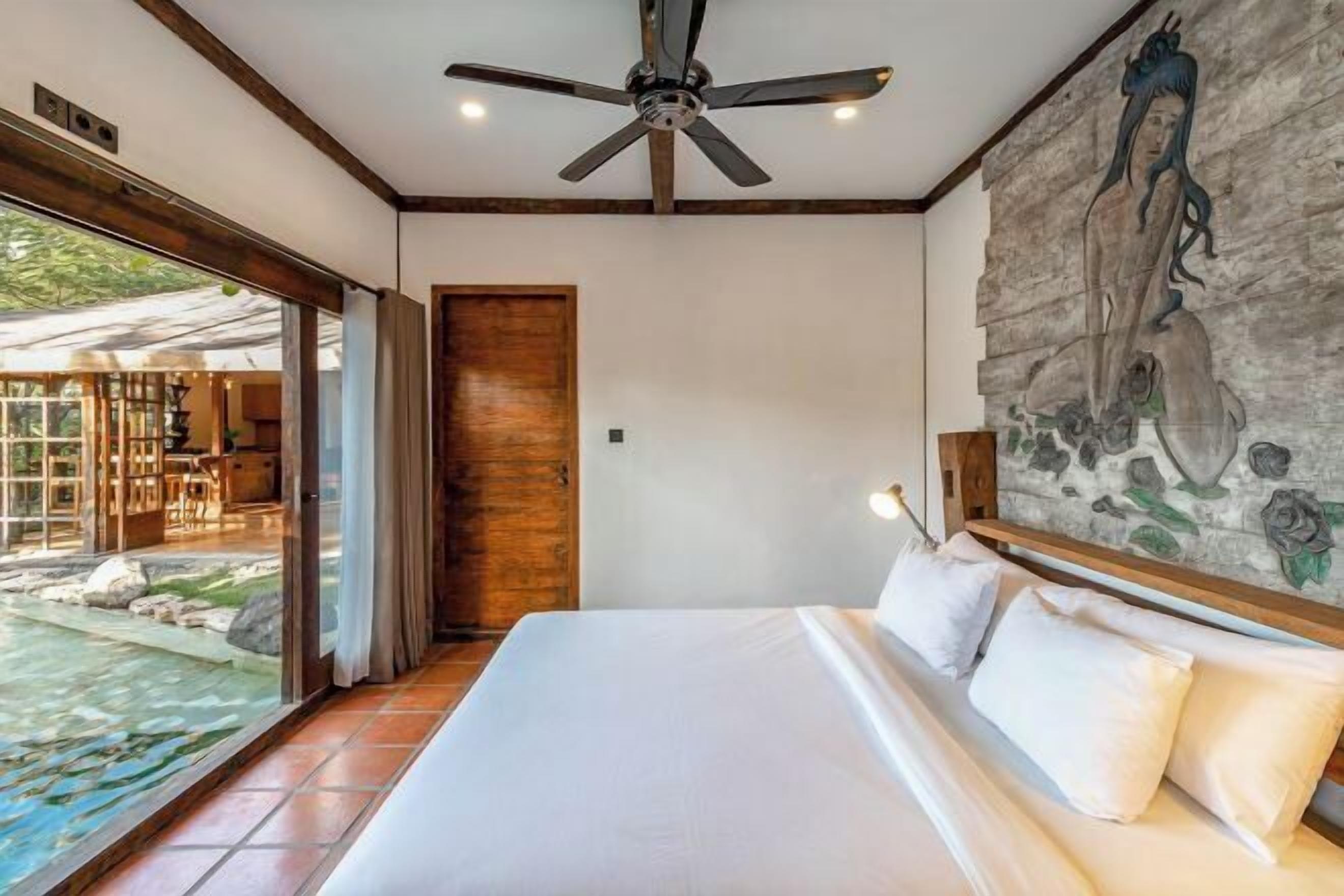 Premium bedding, minibar, in-room safe, individually decorated