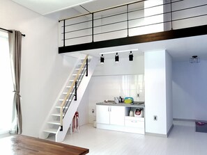 Duplex (Jasmine) | Free WiFi - You & I Pension (Gumi)