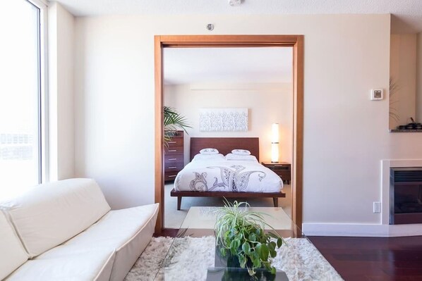 Suite, 1 slaapkamer | Woonruimte | Flatscreentelevisie